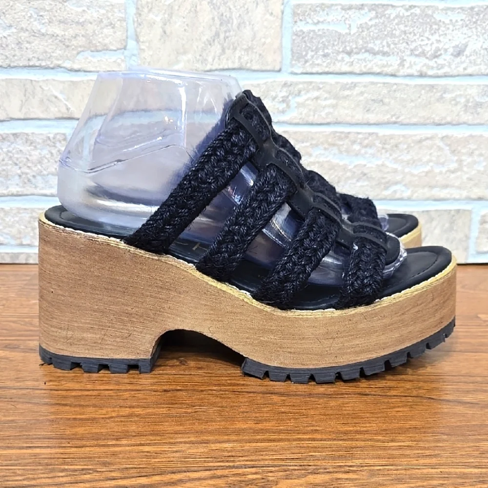 BEACH BY MATISSE DAZE MACRAME PLATFORM LUG SOLE SIZE 10 BLACK